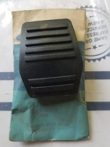 NOS FORD mk2 ESCORT RS2000 CLUTCH OR BRAKE PEDAL PAD - Picture 1 of 3
