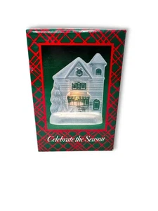Celebrate The Season Frosted Glass Christmas House Tealight Candle Holder 90s - Picture 1 of 8