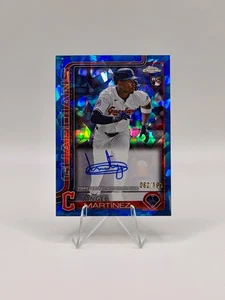 2025 Topps Chrome Sapphire Angel Martinez RC Auto /199 #RA-AMA Guardians - Bild 1 von 2