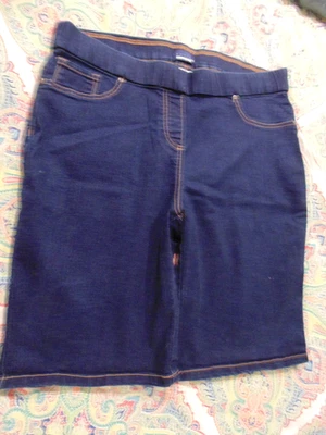 NWOT Basic Edition Women's XL Pull On Dark Blue Denim Bermuda Shorts Stretch Fit - Image 1 of 3
