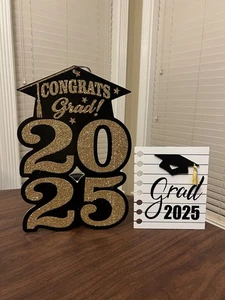 2025 Graduation Decor Bundle - Glitter 2025 Sign & Graduate Cap Easel Decoration - Picture 1 of 14