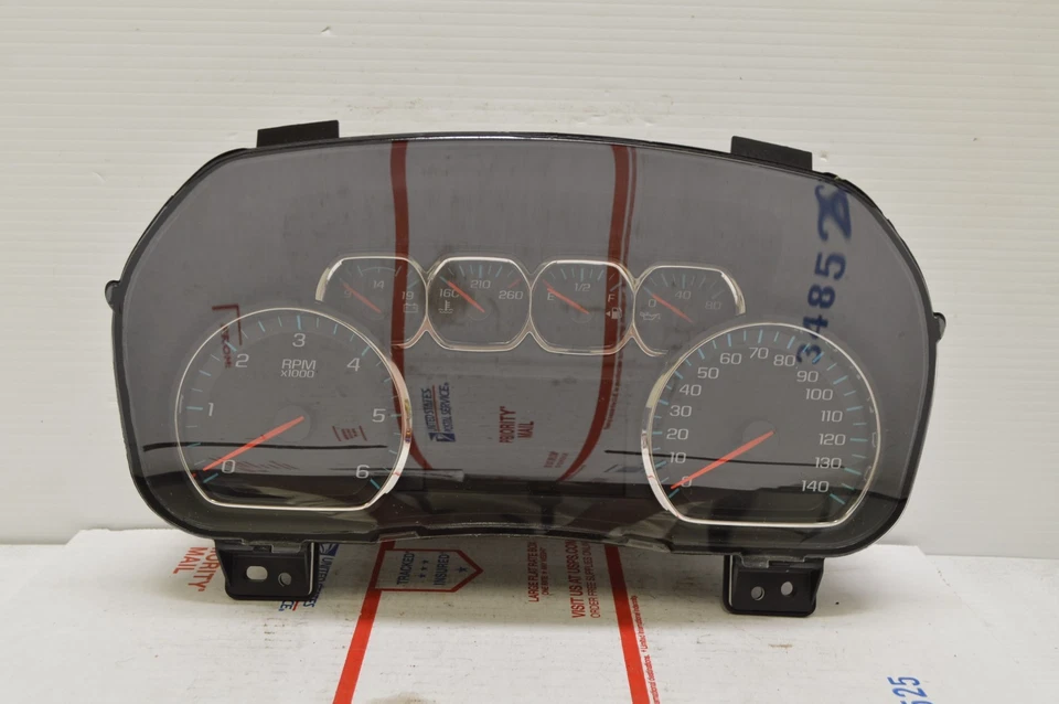 Chevrolet Suburban 2016 16 velocímetro cuadro de instrumentos 162 k millas S7 004 Foto 1 de 4