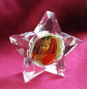 3 kleine Bilderrahmen in Sternform aus Plexiglas Wer ist der Stern in deinem Leben? - Bild 1 von 4