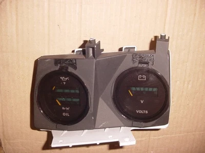 87-89 NISSAN 300ZX Z31 NON-TURBO OIL PRESSURE AND VOLT GAUGE SET PAIR DIGITAL - Image 1 of 4