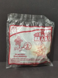 NUEVO EN CAJA 2020 McDonald Malaysia We Bare Bears Grizz's Skateboard Happy Meal Toys - Imagen 1 de 4