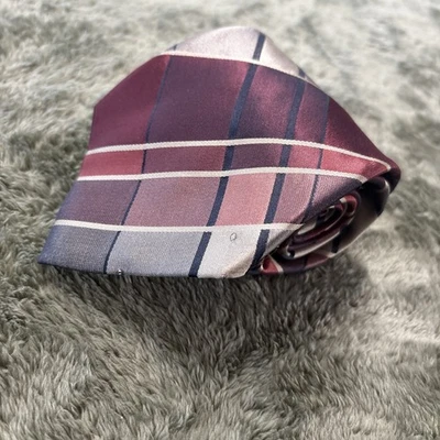 Corbata de cuello Crazy Horse Claiborne para hombre 100 % seda roja a cuadros Foto 1 de 4