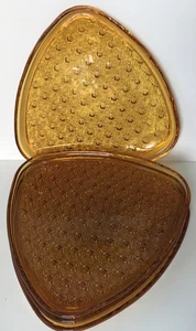 Set of 4 Vintage MCM Amber Glass Anchor Hocking Daisy and Button Snack Plates 9" - Picture 1 of 5
