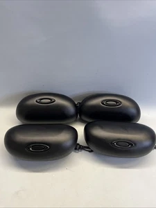 Set di 4 custodia rigida per occhiali da sole Oakley custodia nera - Foto 1 di 10