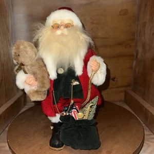 Grandeur Noel Collector’s Edition 2001 Santa 16" Stofffigur mit Ständer - Bild 1 von 7