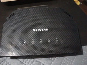 Netgear AX1800 Black Dual-Band Wi-Fi 6 Router RAX10 - Picture 1 of 3