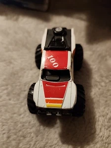 McToy Loose Toyota Baja - Picture 1 of 4