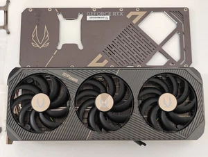 ZOTAC NVIDIA RTX™ 5080 SOLID Heatsink + Backplate + Screws - No PCB - Picture 1 of 2
