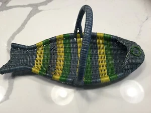 Wicker Bread Basket - Indoors or Outdoor Use - Fish Motif - Picture 1 of 3