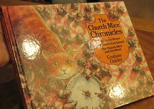 Crónicas de ratones de la Iglesia - Graham Oakley. Precioso Hb ¡Sin leer en MELB! - Imagen 1 de 12