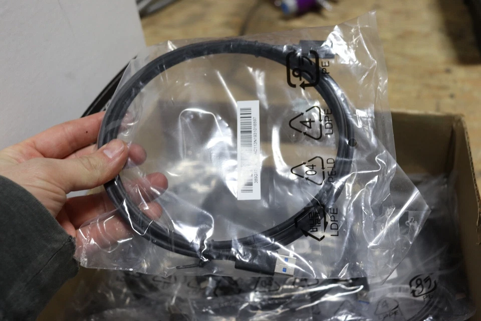 Lot (20) HP C TO USB CABLE 6FT 389G1758AAAFAC113N193 1014636 - Image 1 of 1