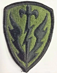 TOPPA MILITARE USA 504° BRIGATA INTELLIGENCE MILITARE SOTTOMESSA #101 - Foto 1 di 1