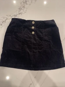 Forever21 Girls, Black Velvet-ish Skirt, Size 13/14 - Picture 1 of 3