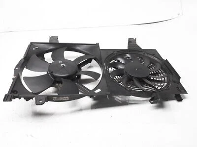 Motor y cubierta del ventilador de refrigeración del radiador Volvo S40 2003-2004 - 3345745 Foto 1 de 4