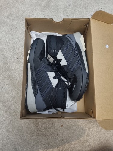 Adidas Terrex taglia 5