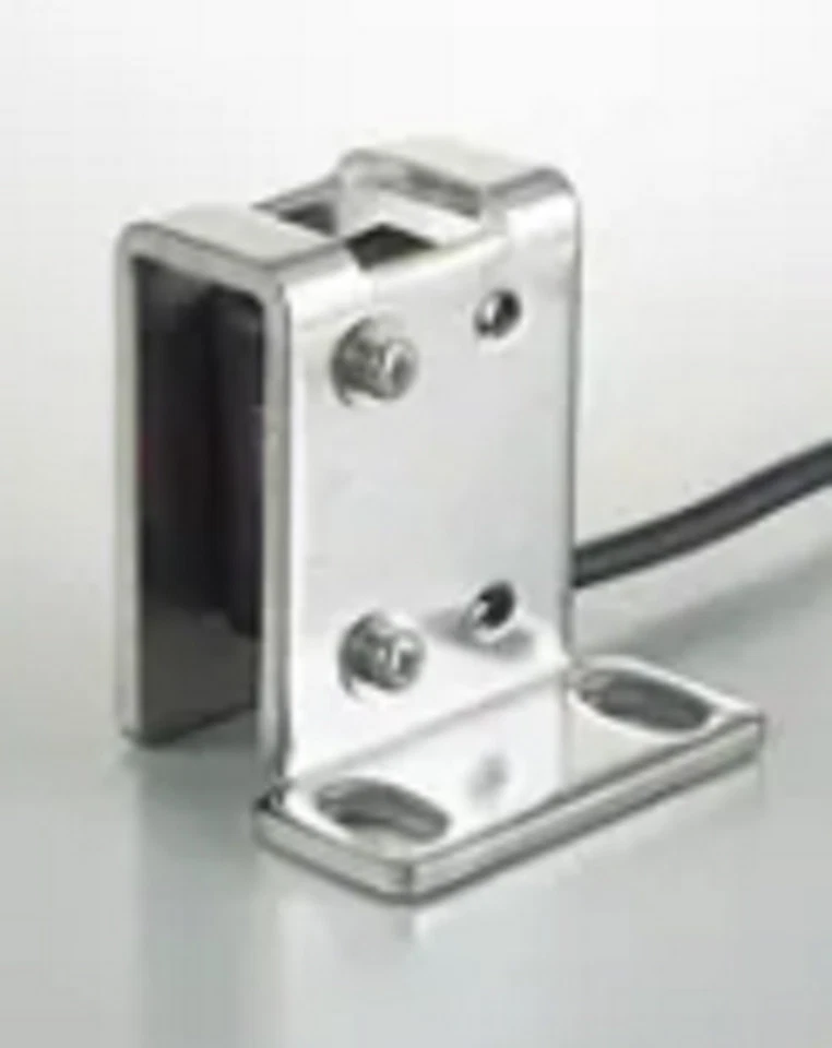 Keyence PZ-B61 Standard Mounting Bracket for PZ Series Sensor - Image 1 of 1