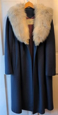 Vtg 1940s Blue Wool Coat by Pober NY with Genuine Fur Collar  Foyer Inc Chicago  - Image 1 of 4