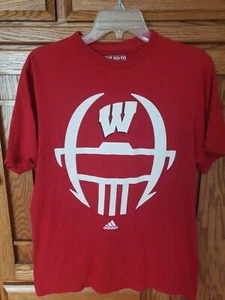 Men's Wisconsin Badgers Adidas Red Football T-Shirt W/ Helmet Short Sleeve Sz. M - Picture 1 of 6
