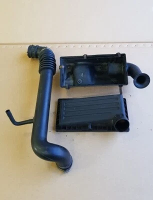 Jeep TJ Wrangler 1997 a 2004 motor 4L caja de admisión de aire y tubo Foto 1 de 3