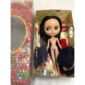 Takara Tomy Blythe Love Mission Fashion doll Figure Limited quantity Japan - Picture 1 of 4