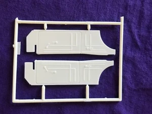 67 PANELES LATERALES INTERIORES CHEVELLE del kit modelo AMT 1:25 - Imagen 1 de 4
