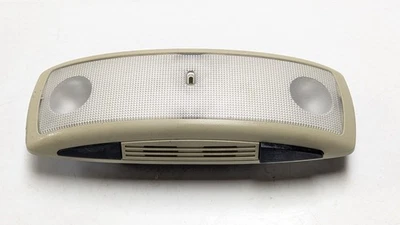 LUZ DE LEITURA TRASEIRA VOLVO XC60 MK1 TETO INTERIOR 31268986 2010 - Imagem 1 de 4