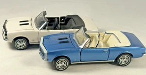 TOLLES PAAR FRANKLIN MINT 1/43 DIECAST 1967 CAMARO SS 350 Convertible blau/weiß - Bild 1 von 14