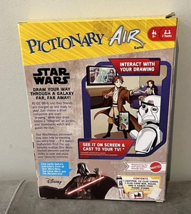 Star Wars Pictionary Air Familie Zeichenspiel mit Lichtschwert Disney Brandneu - Bild 1 von 5