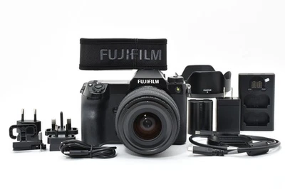 Fujifilm GFX 50S II + GF35-70mm Lens kit Shuttercount 9,777 [Near Mint] #2665453 - Image 1 of 4