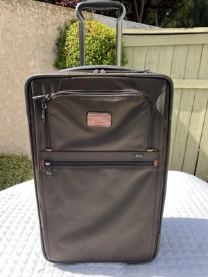 TUMI ALPHA FREQUENT TRAVELER 22" BROWN NYLON EXPANDABLE SUITCASE 22922ES2 - Image 1 of 4