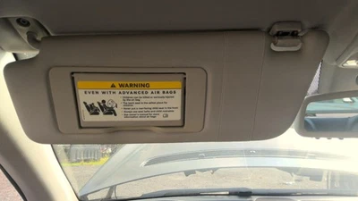 Used Left Sun Visor fits: 2006 Mercedes-benz Mercedes clk 209 Type illuminated C - Image 1 of 4