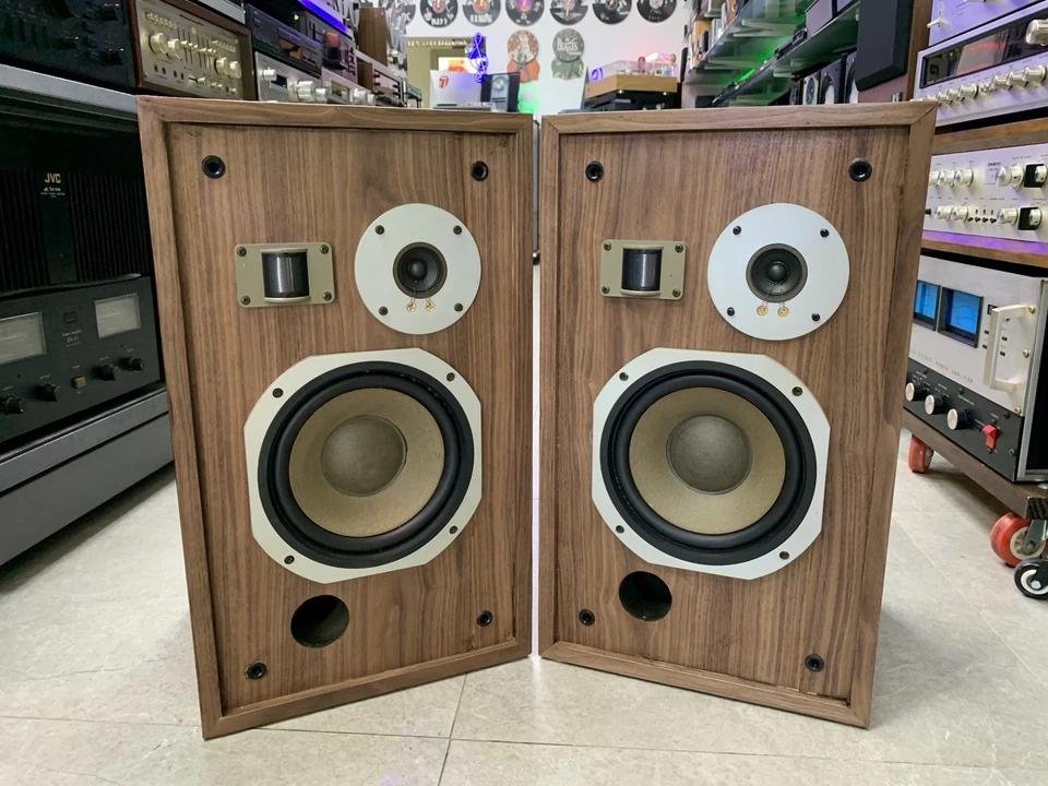 PIONEER Hpm 30 Speakers 60W RMS 3Way Vintage 1979 Work New Wood Noce Good Look - Immagine 1 di 4