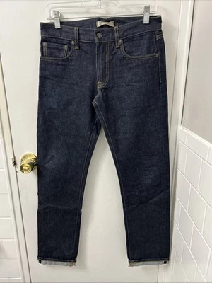 Jeans masculino UNIQLO Selvedge 29x32 lavagem escura slim ajuste reto YKK denim - Imagem 1 de 4