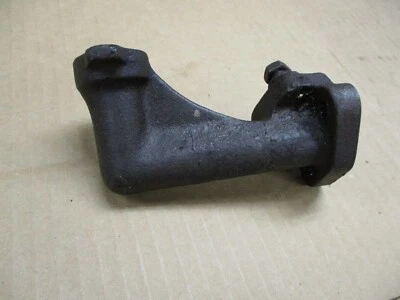 Pierce Arrow V12 Oil Fitting Elbow ? - Image 1 of 4