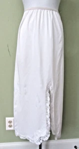 VINTAGE SHADOWLINE WHITE NYLON FULL LENGTH HALF SLIP / SIZE PETITE - Picture 1 of 7