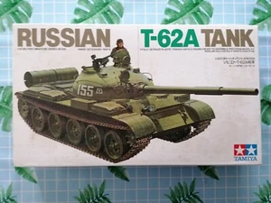 TAMIYA 1/35 RUSSIAN T-62A TANK ITEM N°35108 - Foto 1 di 6