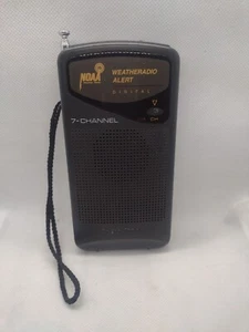 RadioShack 7 Channel Digital Pocket Handheld Weather Radio Alert 12-246 Works! - Picture 1 of 8