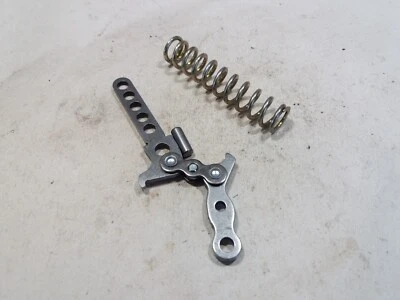 Genuine Brake Spring Holder Dolmar PS-34 PS-36 PS-41 PS-45 chainsaw - Image 1 of 3