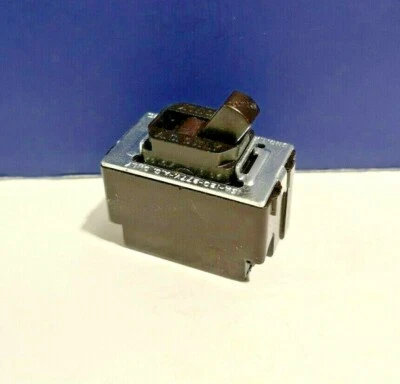 LEVITON Brown DESPARD Interchangeable Quiet 3-way TOGGLE SWITCH NEW 1791