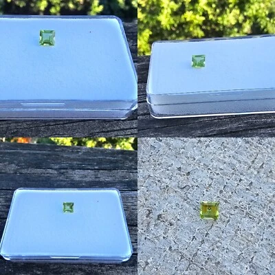 Peridot 5mm Square Loose Stone - Image 1 of 4