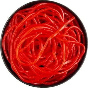 Cordones de regaliz de fresa roja de Gustaf's, 4 libras - Imagen 1 de 8