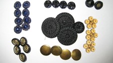 30 ASSORTED VINTAGE AND ANTIQUE BUTTONS