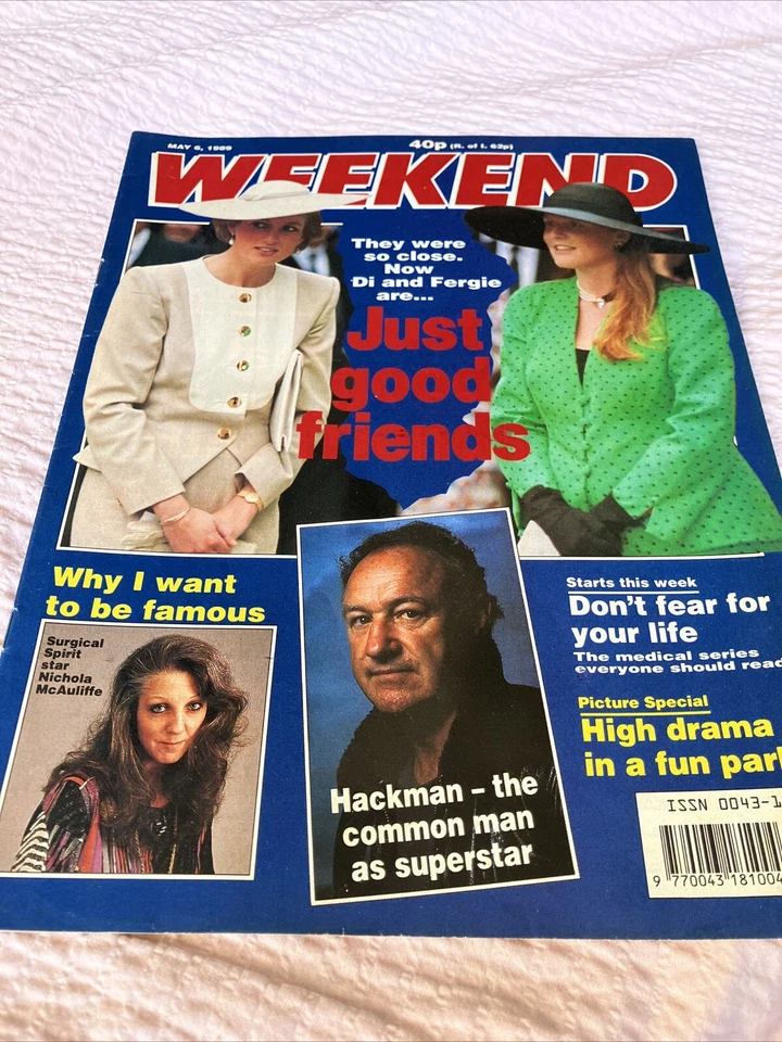 Cybill Shepherd. Jamie Lee Curtis. Farrah Fawcett.David Crosby,Benson and hedges - Image 1 of 1