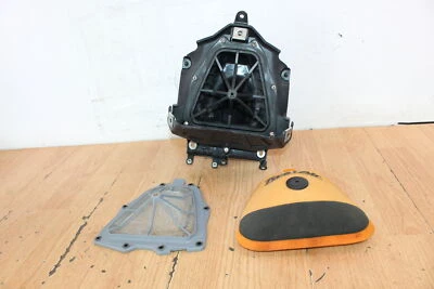 2016 雅马哈 YZ450F 空气盒带过滤器和备用笼 — 第 1/4 张图片