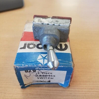 Interruptor desempañador trasero original MoPar 1966-76 Dodge Dart Plymouth Valiant 2820455 Foto 1 de 4