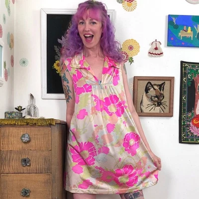 Camisón vintage Vanity Fair, años 70 rosa intenso floral babydoll talla M Foto 1 de 4